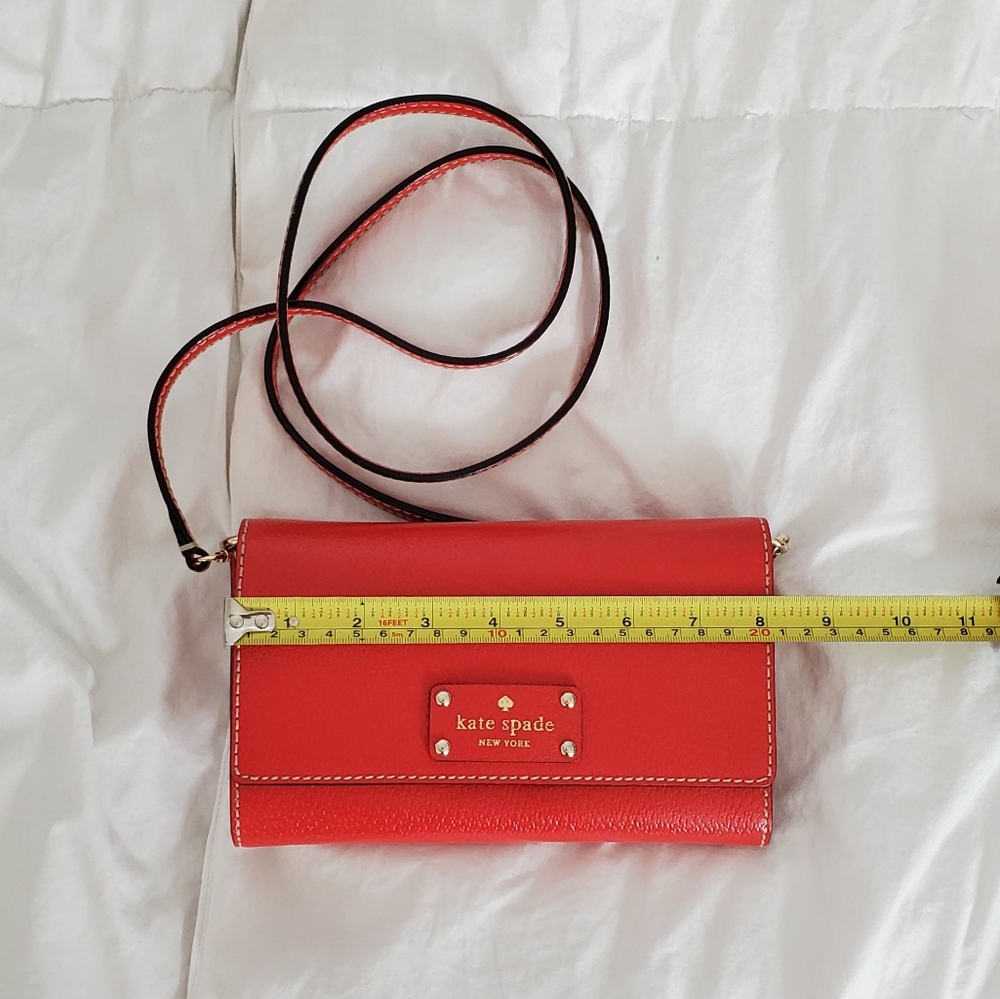 Red Kate Spade crossbody
